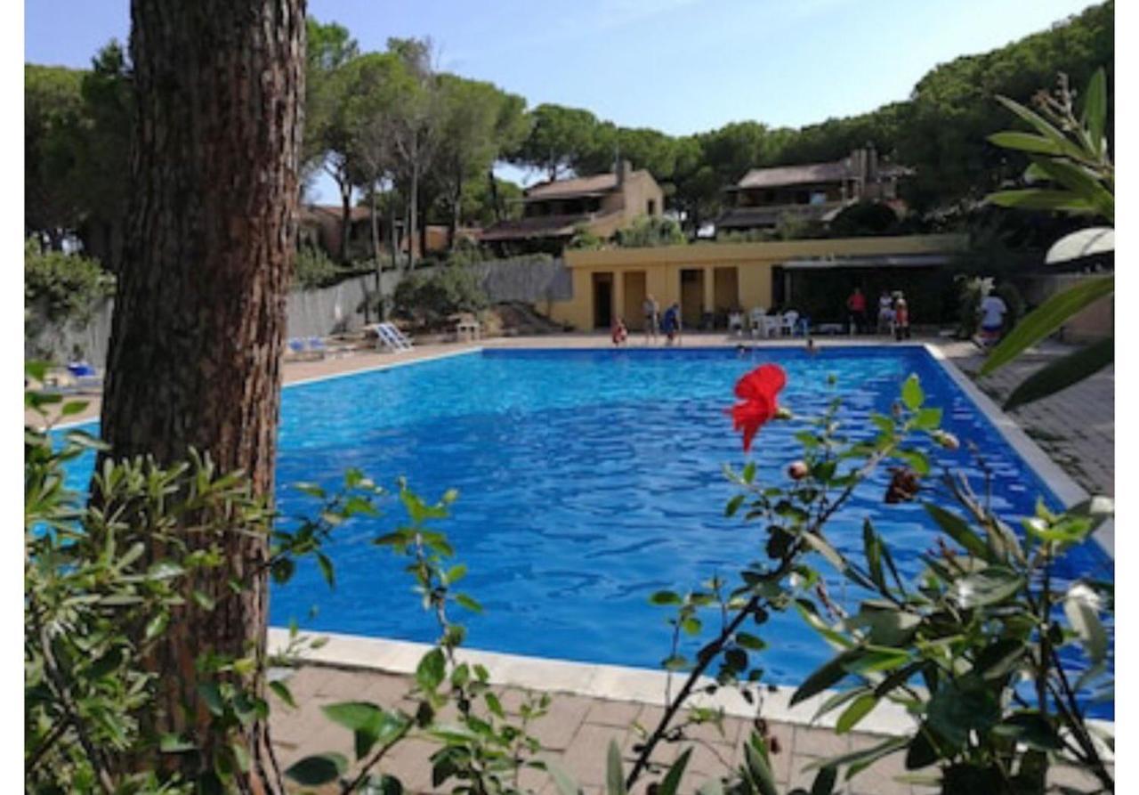 Santa Margherita Di Pula, Calaverde, Deliziosa Villetta 100 Metri Dal Mare Santa Margherita di Pula Exterior foto